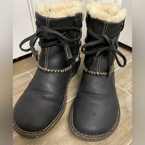 UGG Black Shearling-Lined Lace Ankle Boots
